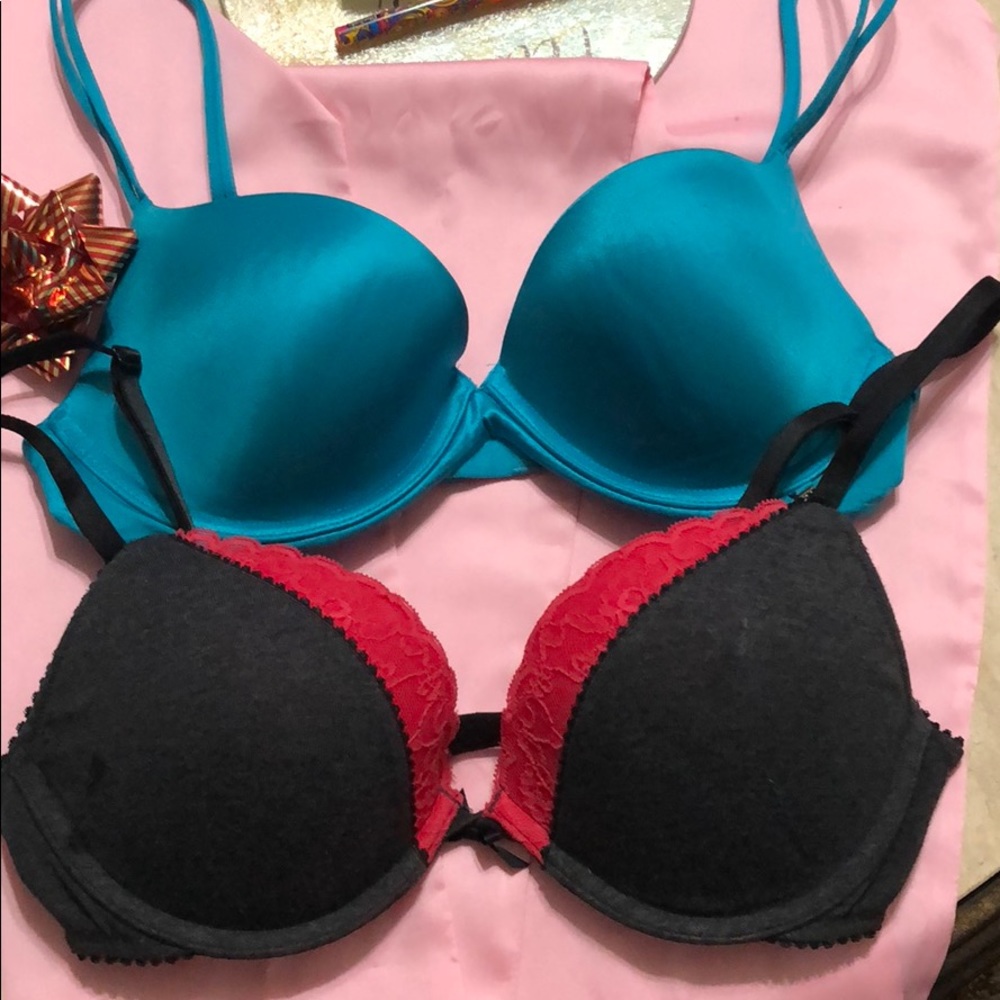 GUC VICTORIA’S SECRET BRAS